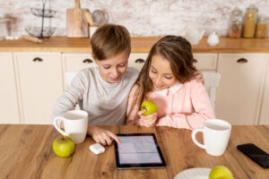 Best Apps to Teach Kids Money Skills from an Early Age
