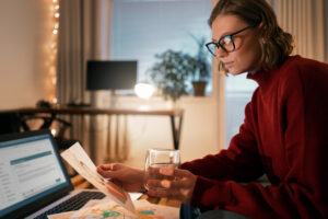 Using Credit Card to Build Freelance Profile and Financial Credibility