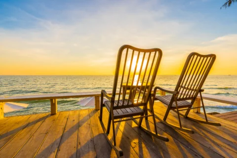 How to Prepare Your Finances for July Vacations Without Going Into Debt